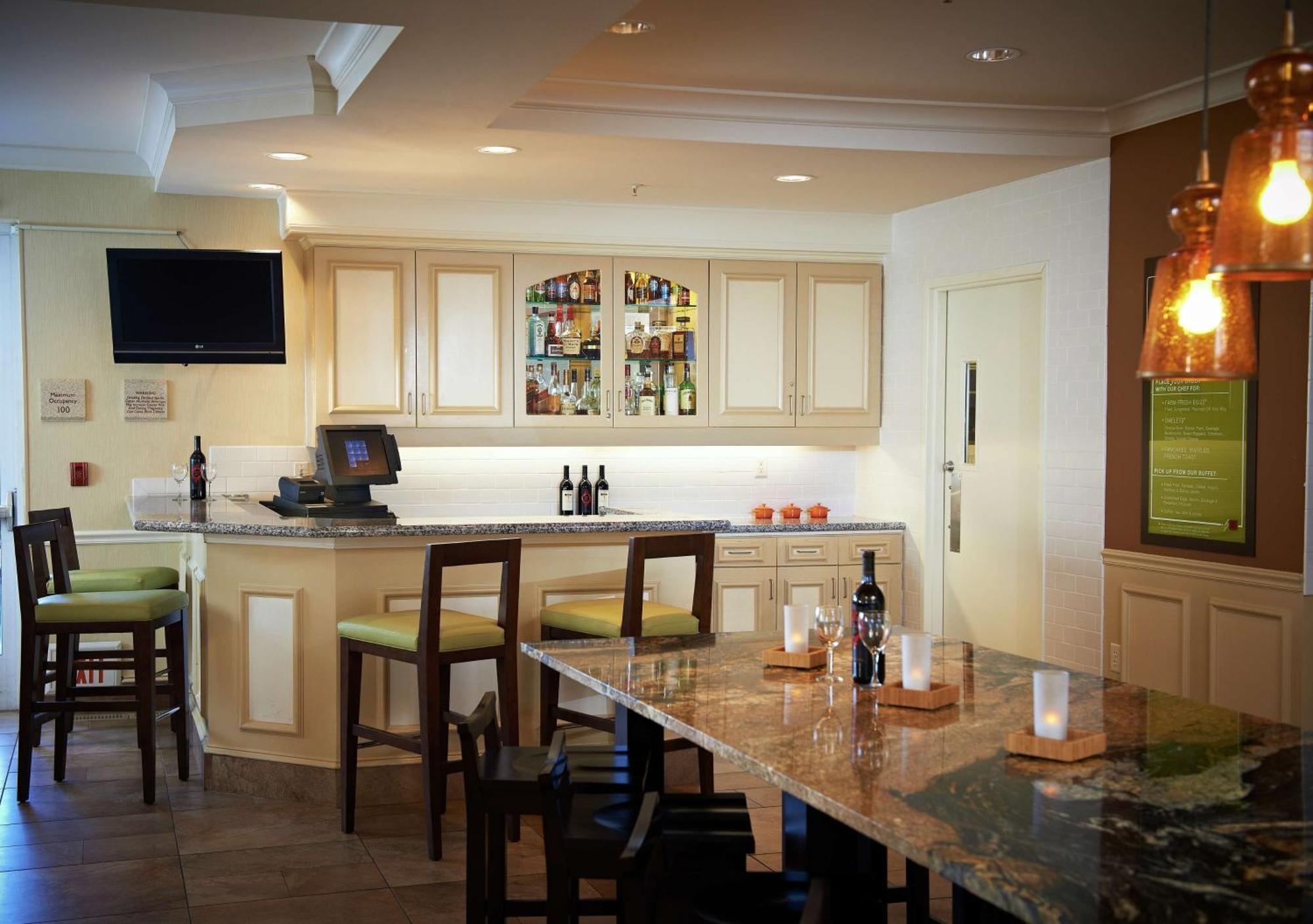 Hilton Garden Inn Minneapolis/אדן פרייר מראה חיצוני תמונה